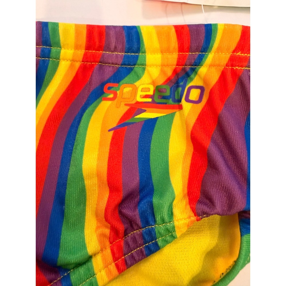 Speedo Mens Pride Collection Rainbow Tide Swim Briefs Eco Endurance Size 34 NEW - Picture 7 of 8